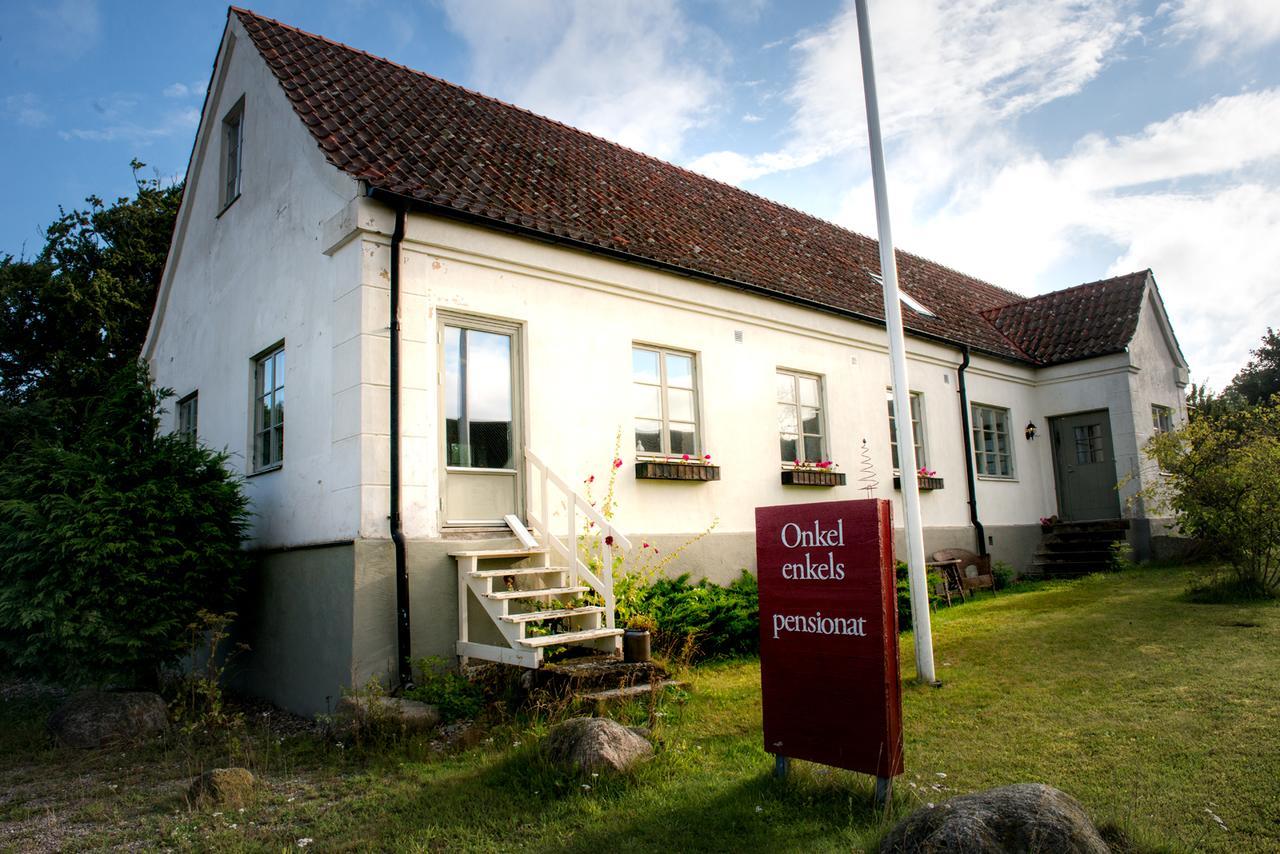 Onkel Enkels Pensionat Tomelilla Eksteriør billede